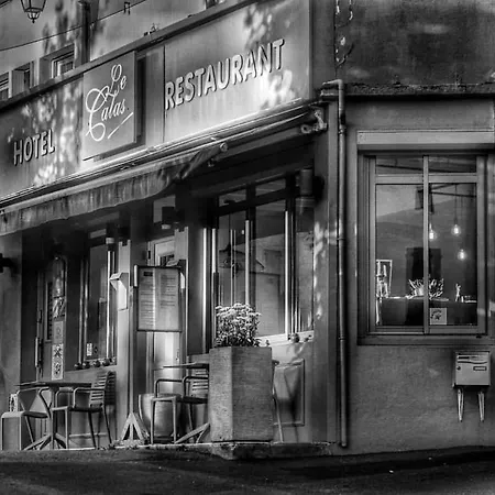 A La Maison Restaurant Hotel